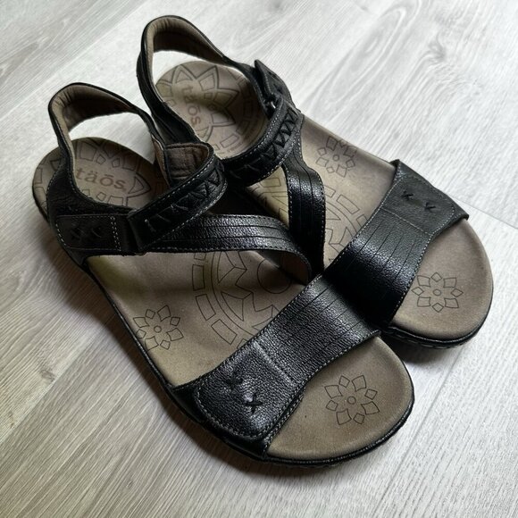 Taos Womens Zenith Sandals Sz 10 Black Leather Strappy Comfort Open Toe Outdoor - Picture 1 of 10